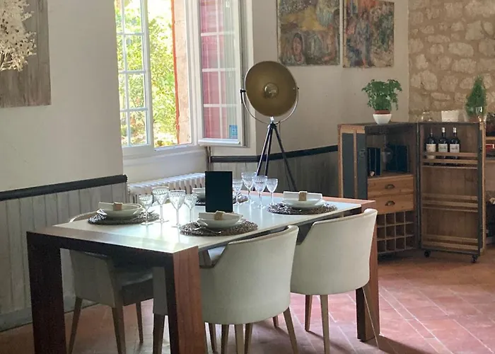 Elegance Perigourdine And Penzion 4*